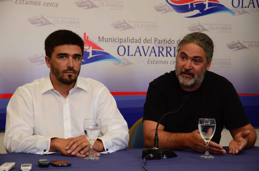 Intentan salvar la destitución del intendente de Olavarria con una renuncia