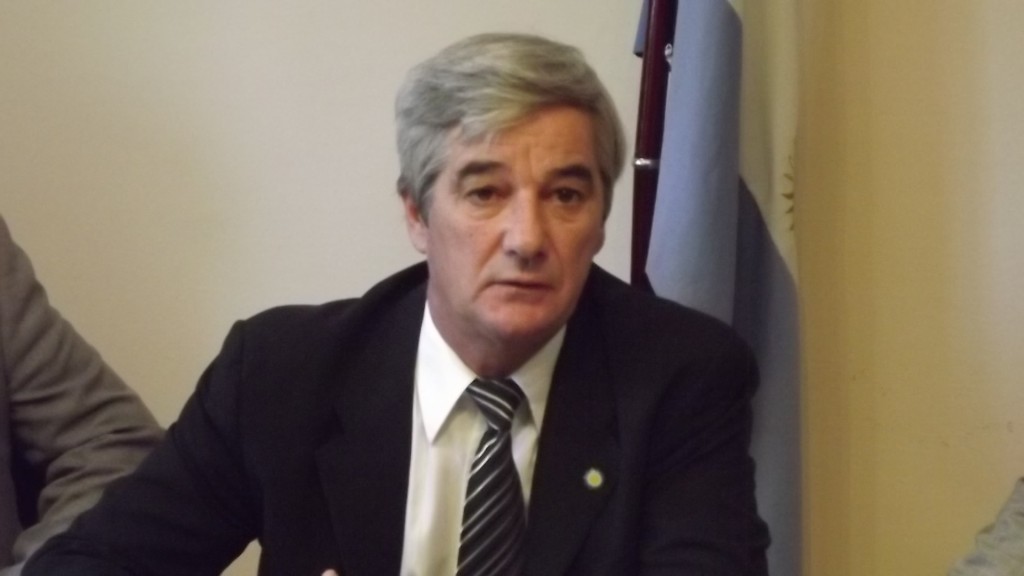 Un vuelco k de un intendente tuerca y fantasioso