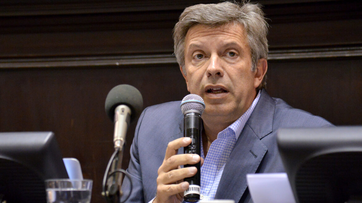 "Algunos se imaginaban a Alberto corriendo desnudo por los jardines de Olivos"