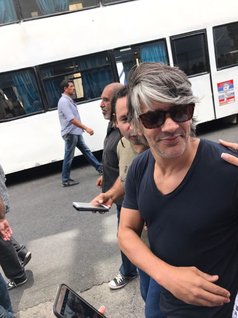 Echarri le da fuerza a Cristina