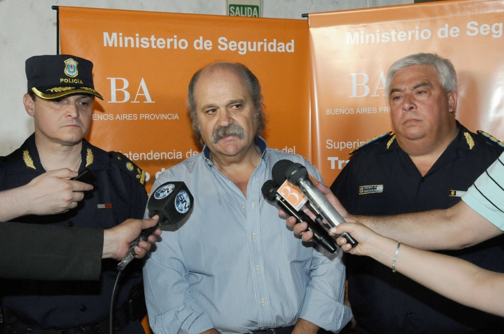 Granados, local en La Rural