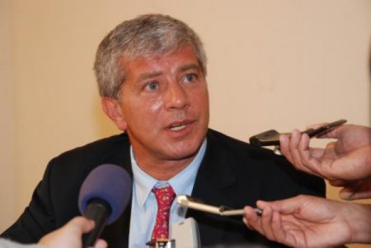 Uno de los Cúneo Libarona quiere ser presidente de Racing