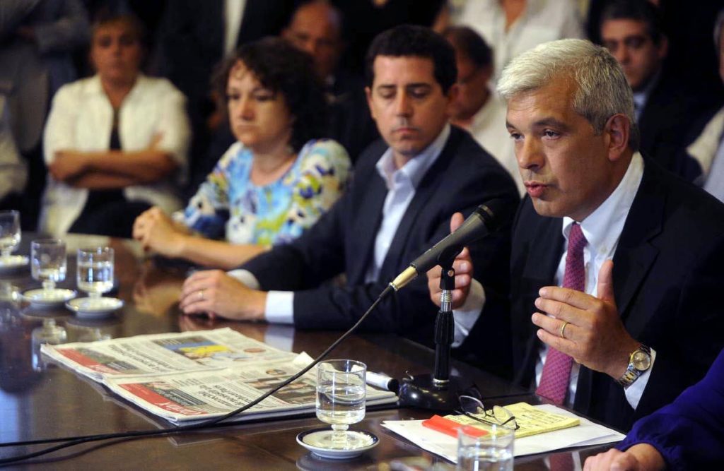 El miedo impera en el sistema político