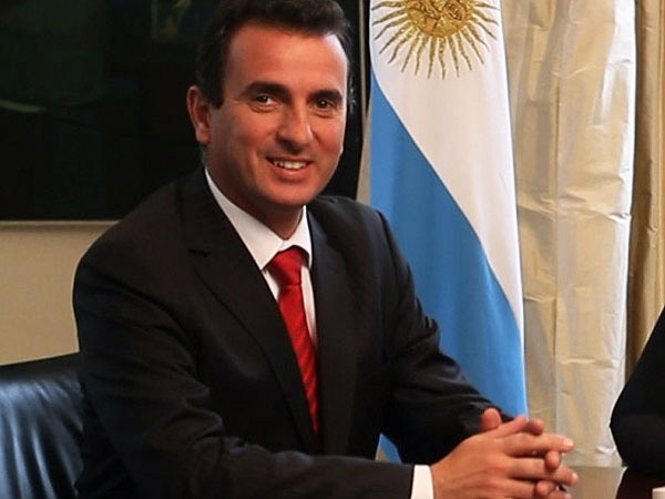 Paco Pérez relanza su gobierno