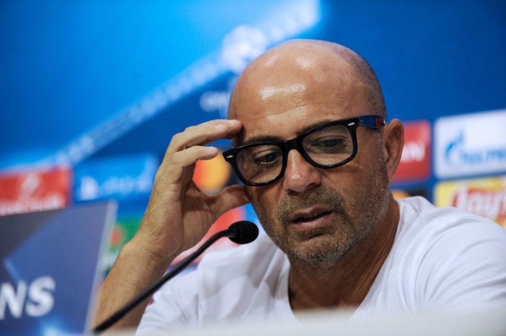 Sampaoli quiere estar cerca de Messi