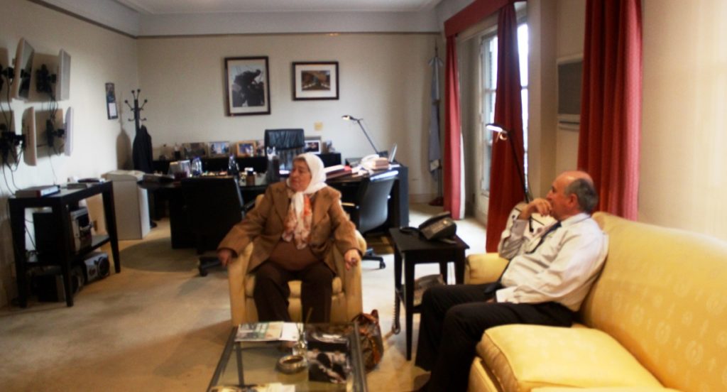 Bonafini pasó por la ex SIDE antes que se vaya Cristina