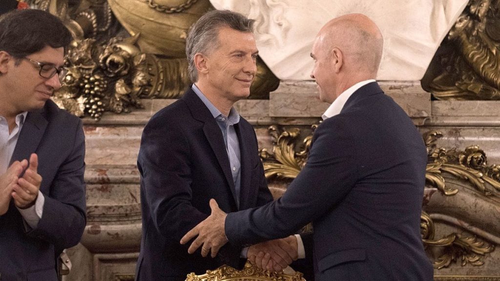 El traspaso de la ciudad  quedó en manos de un Congreso perezoso