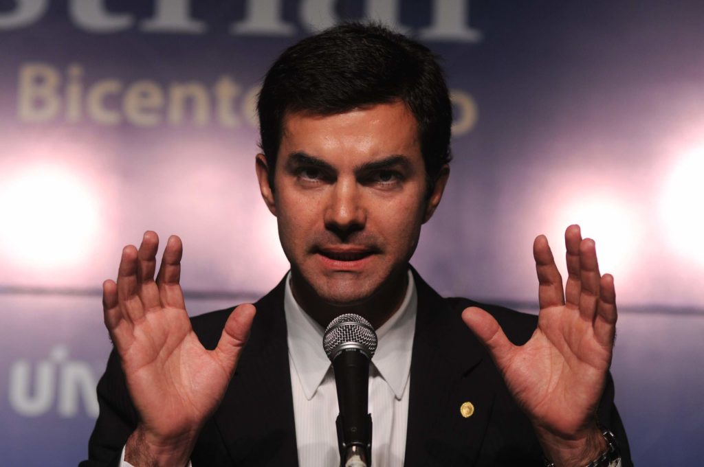 Urtubey se desmarcó del gobierno por la eliminación de las PASO