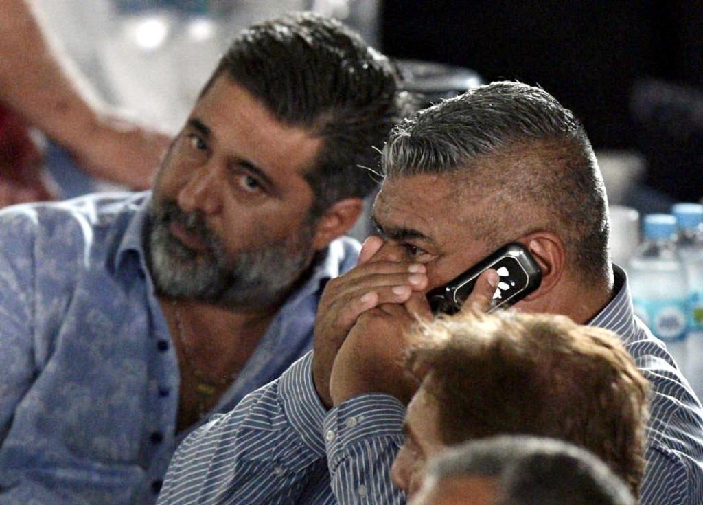 Aumenta la tensión en la relación Angelici-Tapia