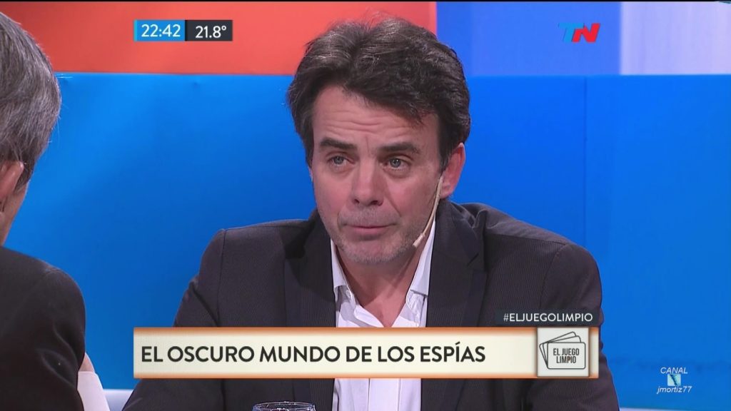 Tato Young por Rial