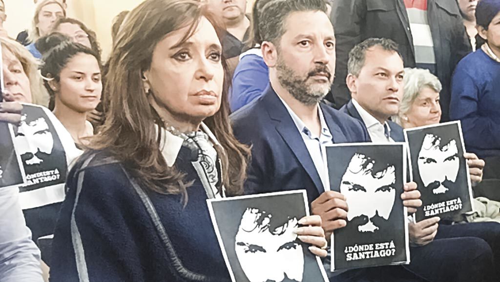 El cruce de Cristina y una Madre del dolor
