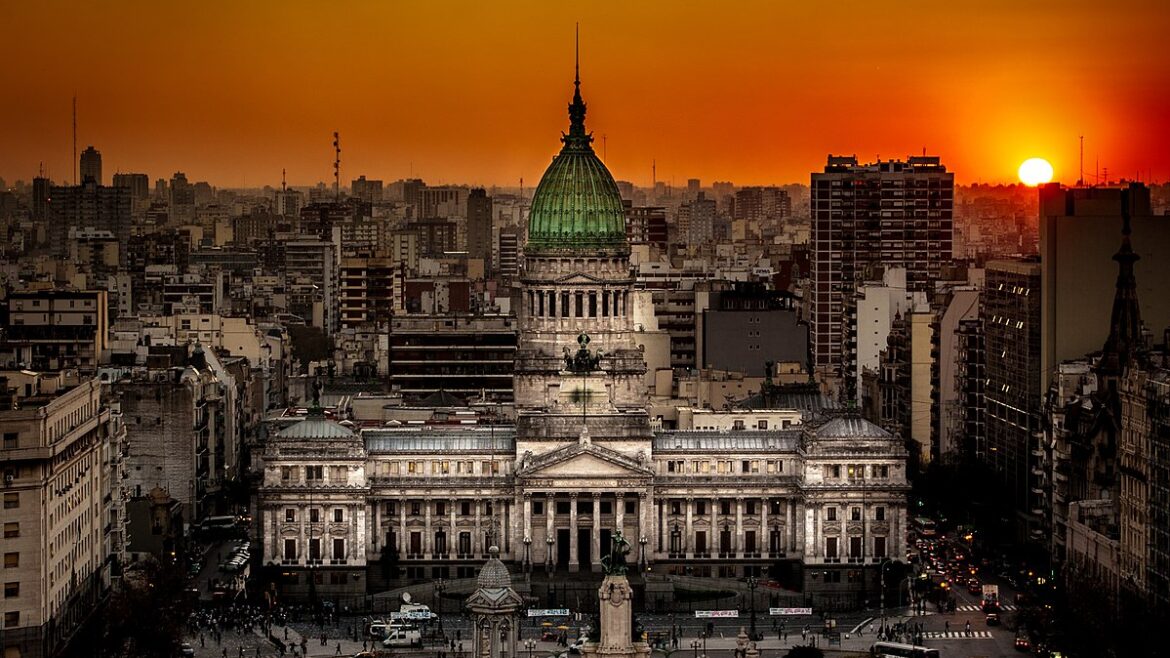 En el Congreso, la grieta ahora es Senado vs Diputados