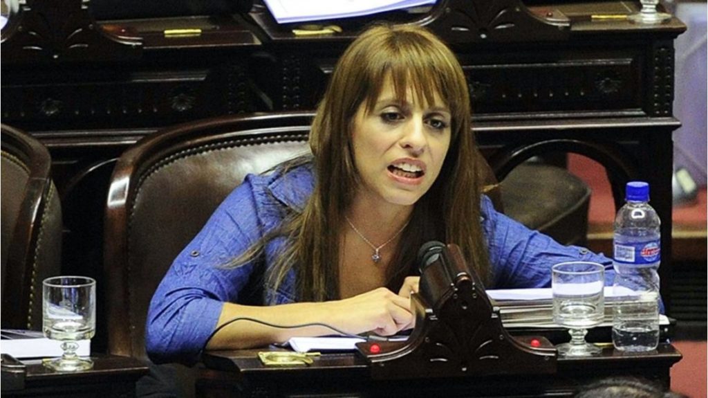 Donda se llevó una serie al recinto
