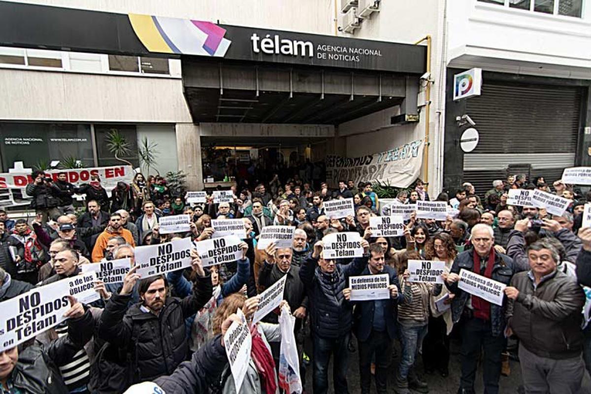 Télam trasladaría a los que no paran al CCK
