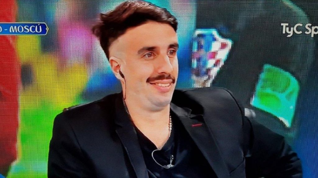 Azzaro culpó a Angelici de su salida de la pantalla