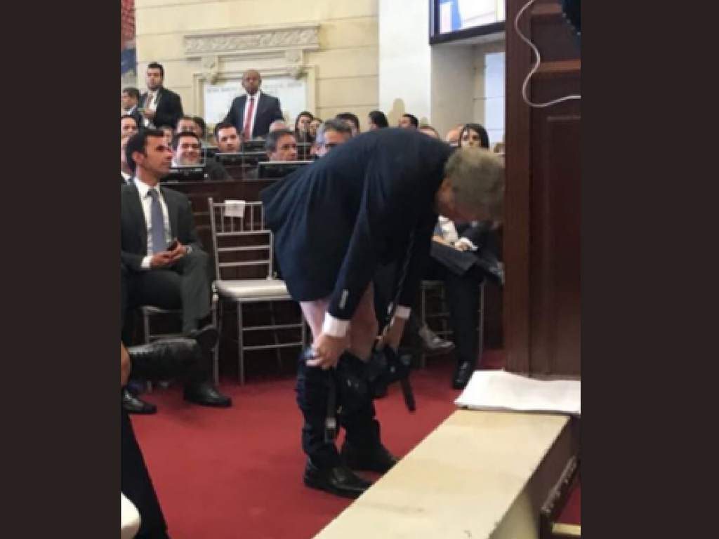 El senador colombiano que hizo la gran Charly García