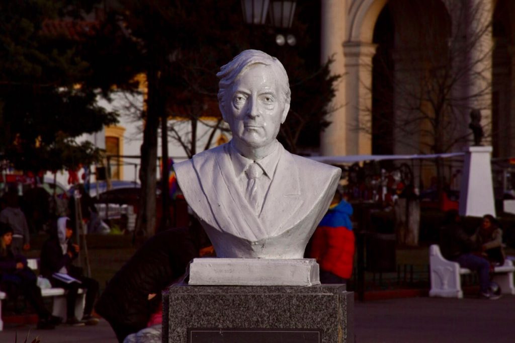 El Kirchnerismo de Morón resiste la quita del busto de Néstor