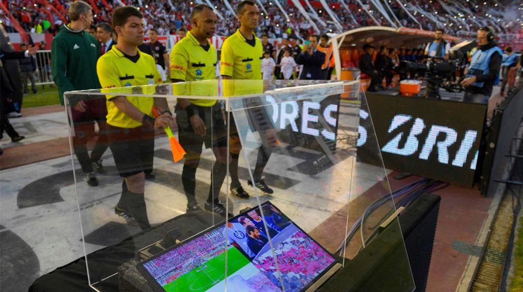 El VAR llegó al fútbol argentino