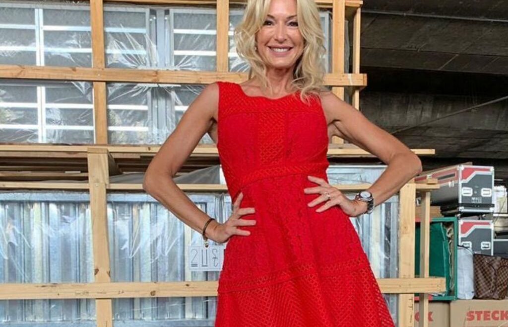 Yanina Latorre recibió una visita de Migraciones cuando estaba al aire