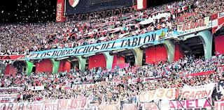 River es una caldera de versiones