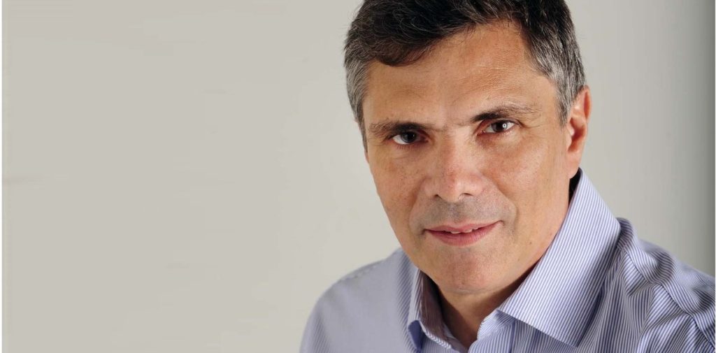 Borensztein ahora pide cadenas nacionales cortas