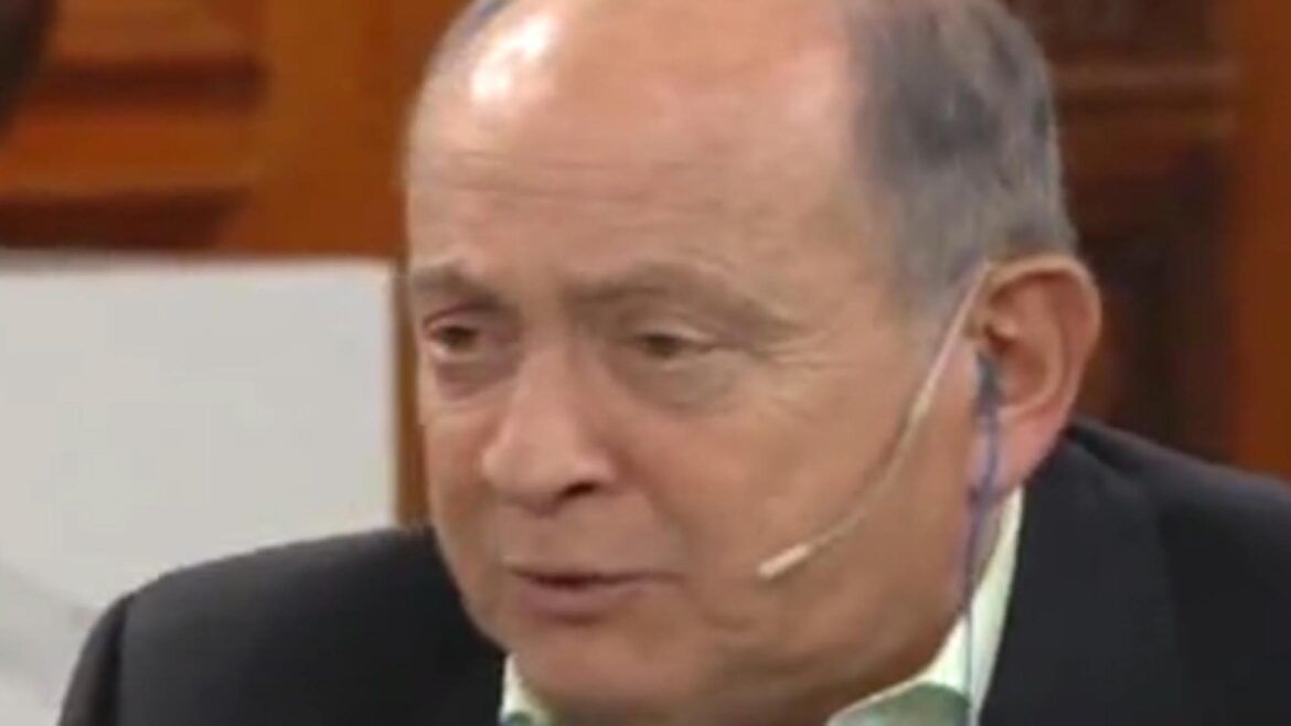 Chiche dijo que podría haber pedido vacuna VIP