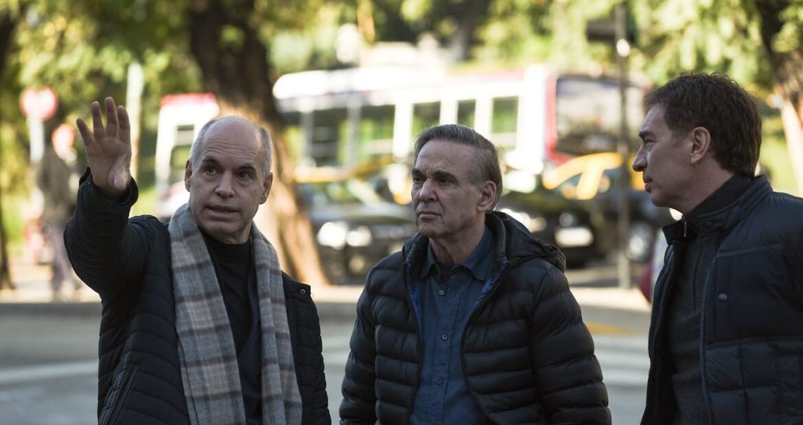 Pichetto habló de "las mulitinacionales de la pobreza" y Solá lo cruzó