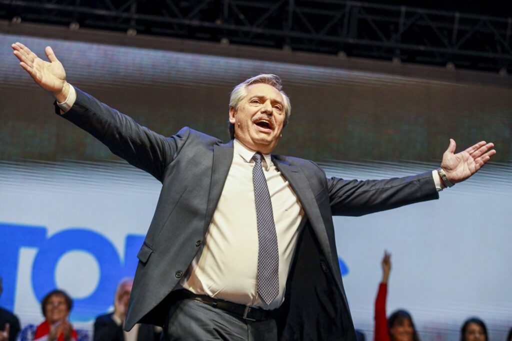 El escrutinio definitivo le daría una ventaja a Alberto de 17 puntos