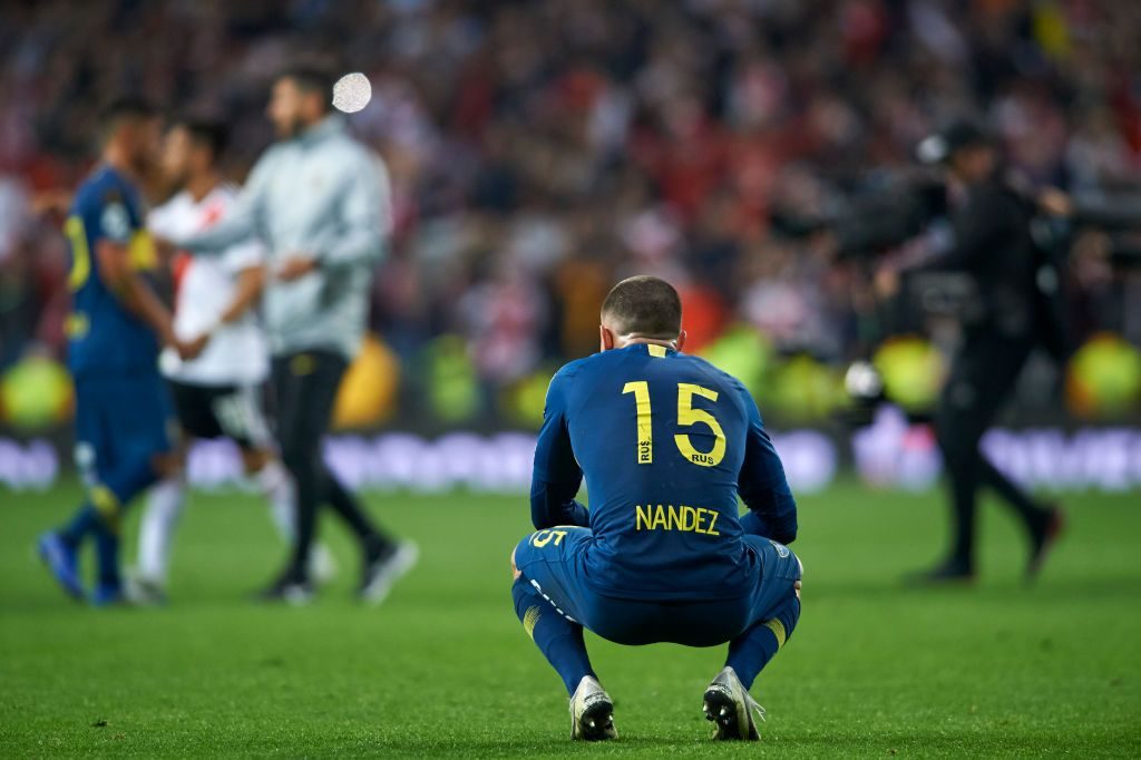 La ovación a Nández despertó críticas en el periodismo deportivo