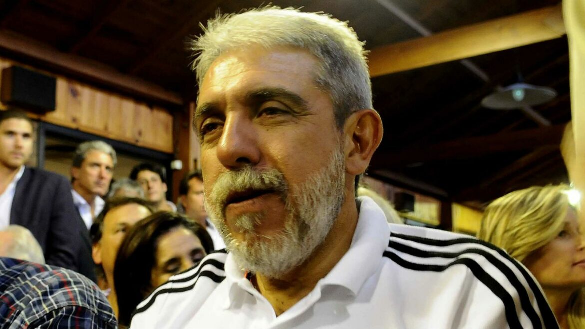 Con nuevo libro , Aníbal Fernández más Cristinista que nunca