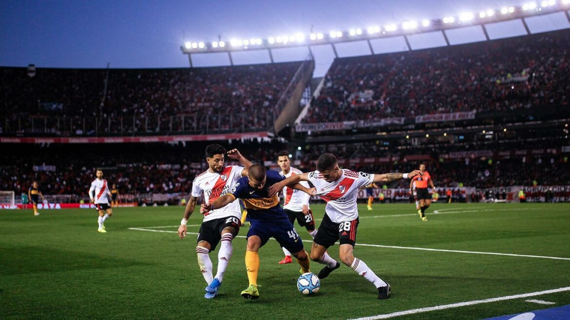 La guerra fría entre la Conmebol y TyC Sports
