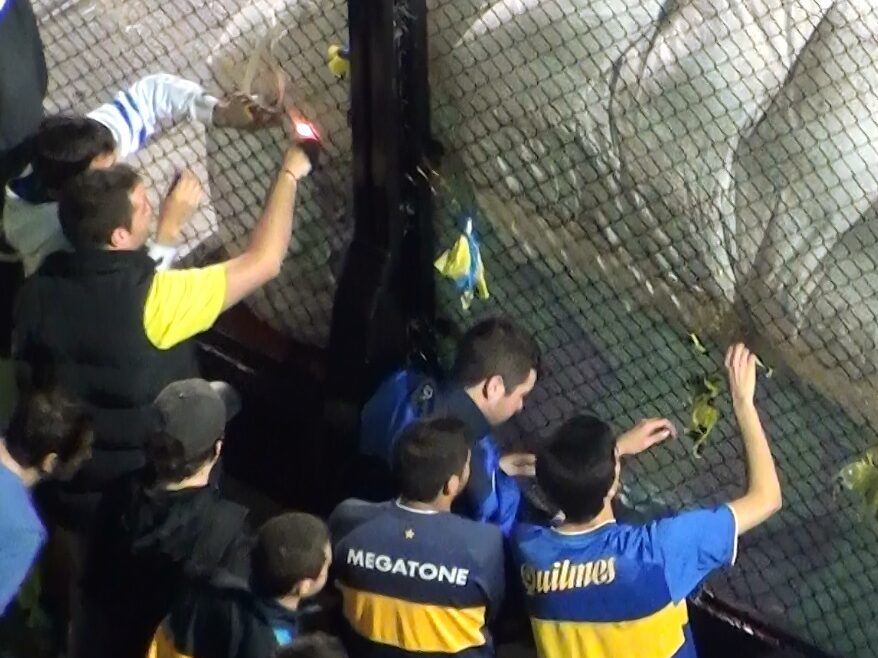 En la previa de Boca-River, reapareció el "Panadero" del gas pimienta