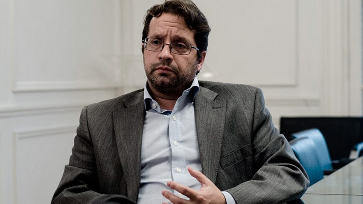 Marco Lavagna debuta con inflación arriba