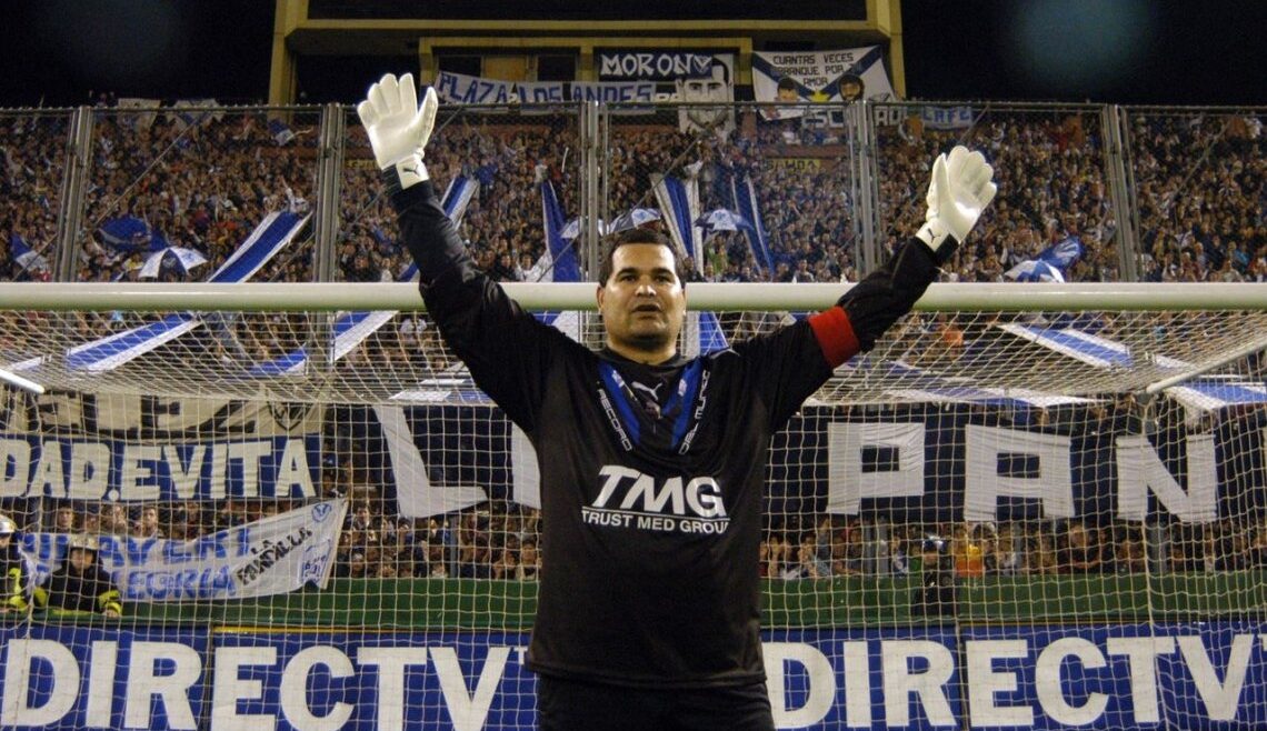 Chilavert trituró a Silvestre por su comentario despectivo sobre Malvinas