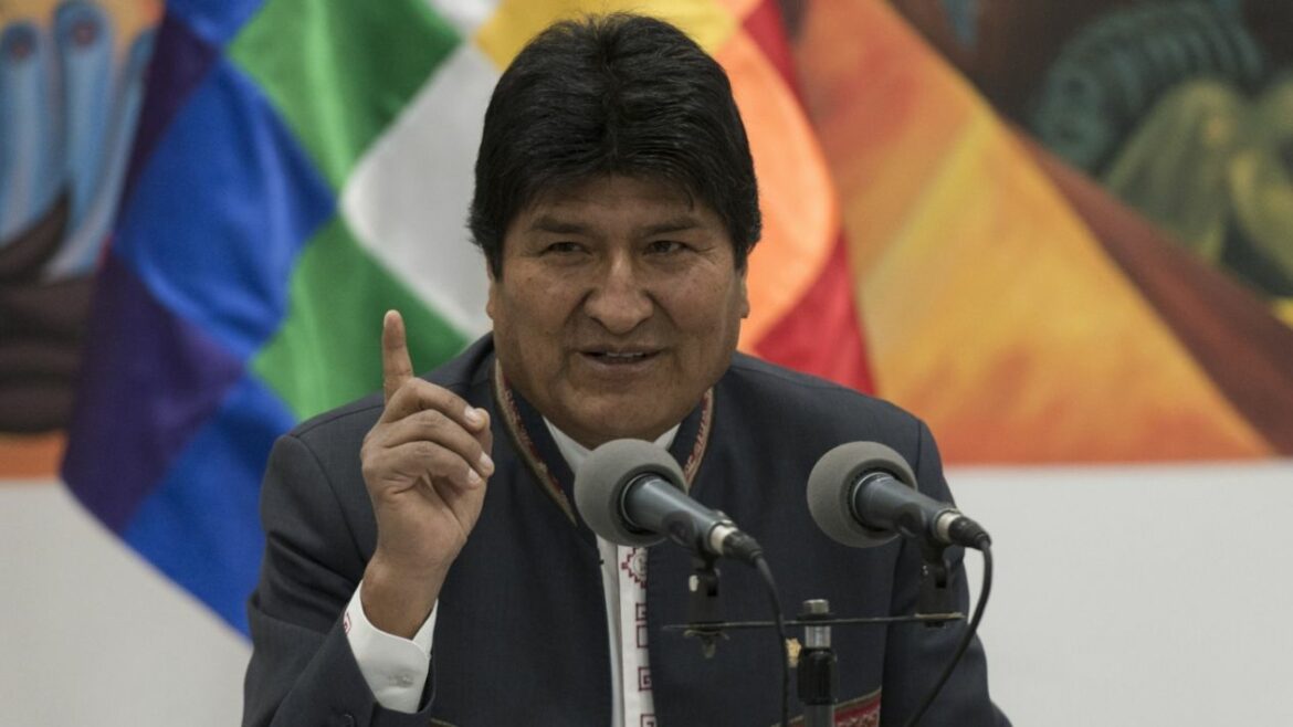 Una agencia de noticias de Rusia le ofreció trabajo a Evo Morales