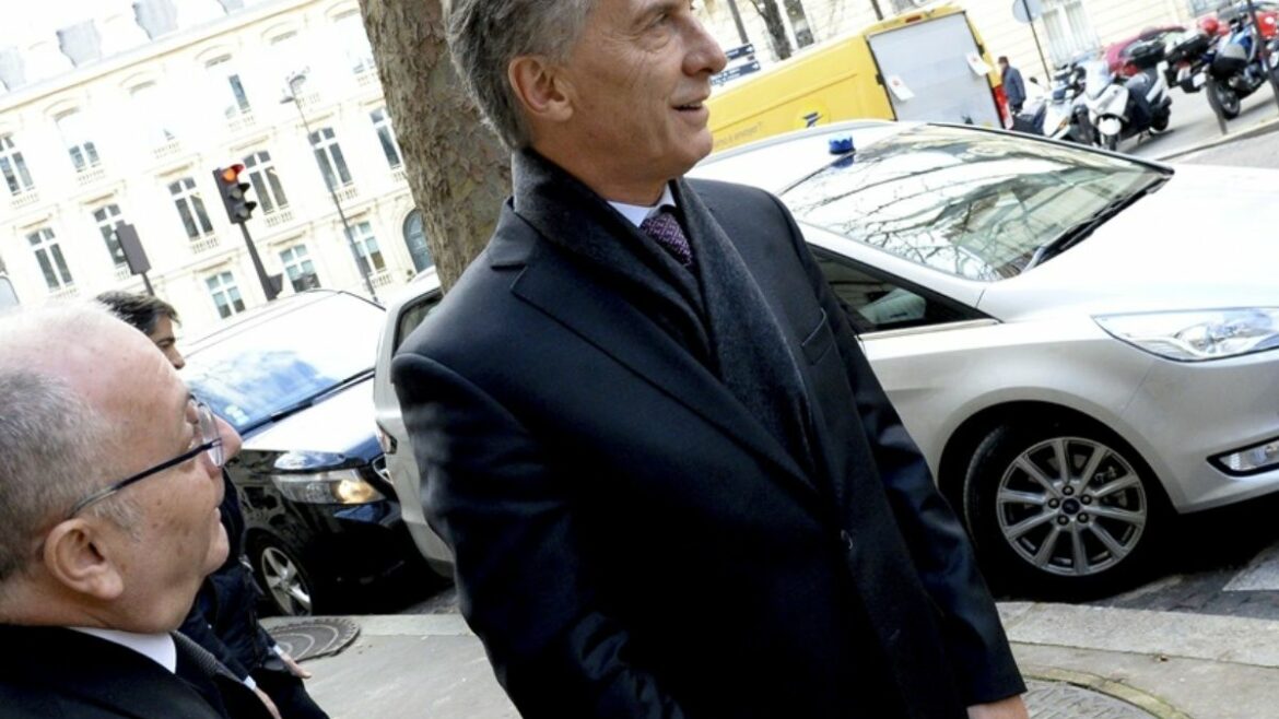 Tras el renunciamiento, Macri espera un documental internacional