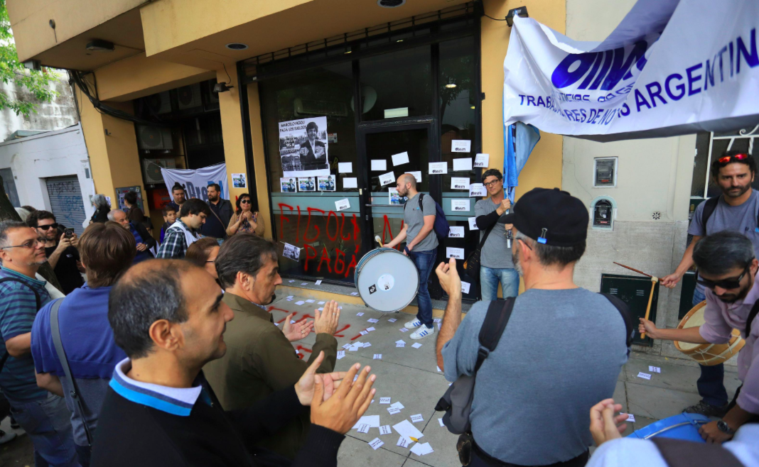 Otro conflicto en la agencia NA