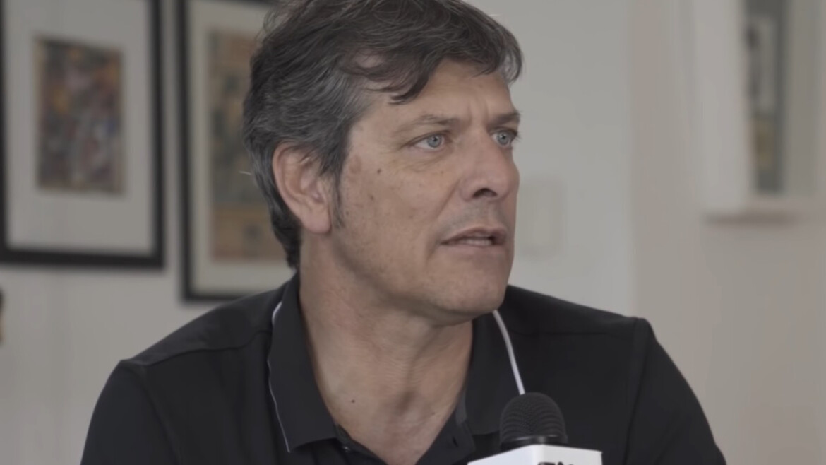 Pergolini pudo entrar con careta