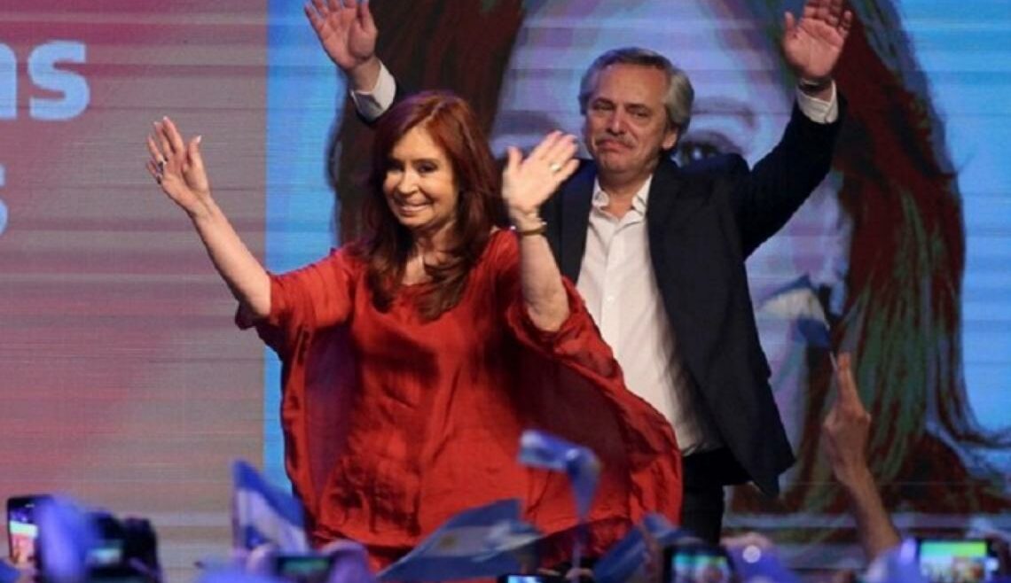 Cristina se hace cargo de la presidencia y mantendrá un perfil bajo