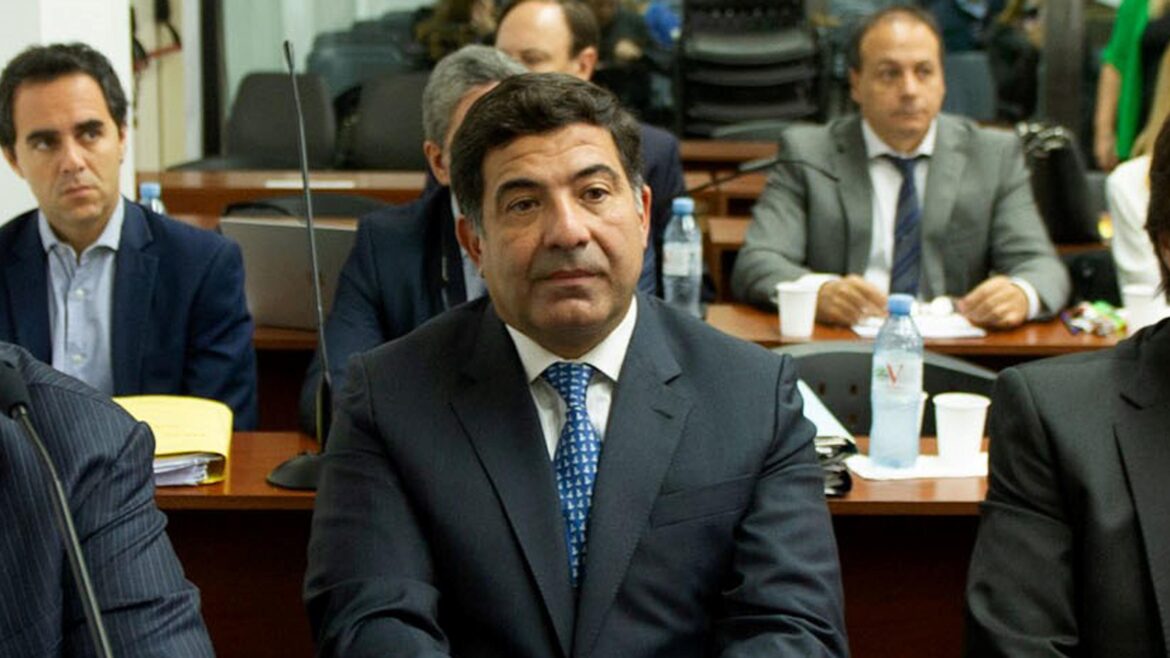 Echegaray tuvo problemas con la tarjeta