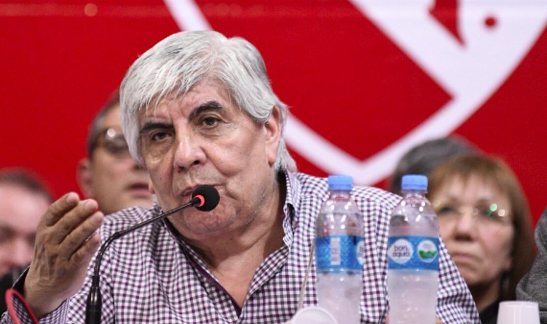 Moyano quiere barajar y dar de nuevo