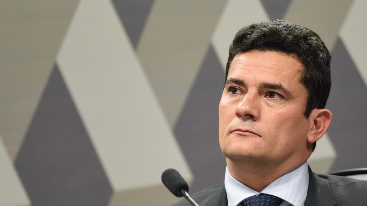 Polémica y debate por la suspensión de la charla del ex juez Moro en Derecho