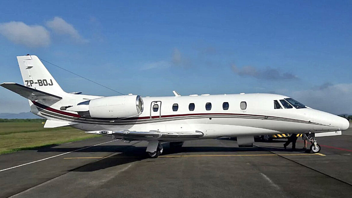 Quién es el dueño del avión privado que usó Macri para viajar a Paraguay