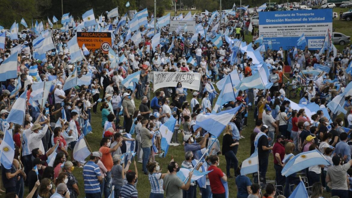 Marcha y contra marcha: en Santa Fe la Grieta quedó marcada por Vicentin