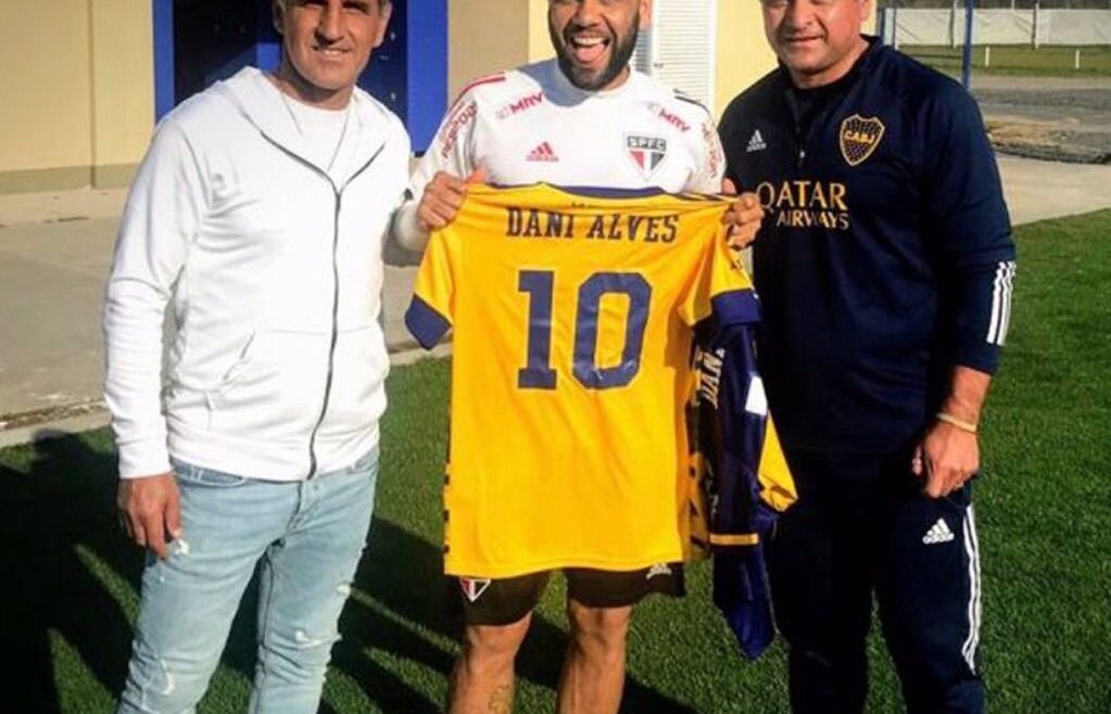 La Conmebol se enojó con Boca y Dani Alves
