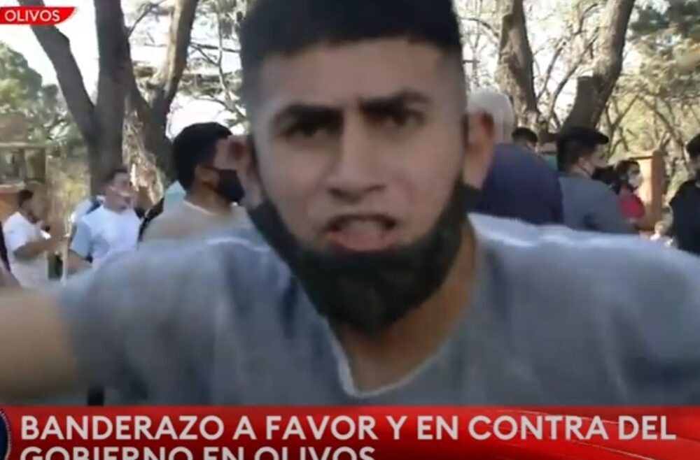 Denuncian que barras de Tigre quisieron romper la marcha del #12O en Olivos