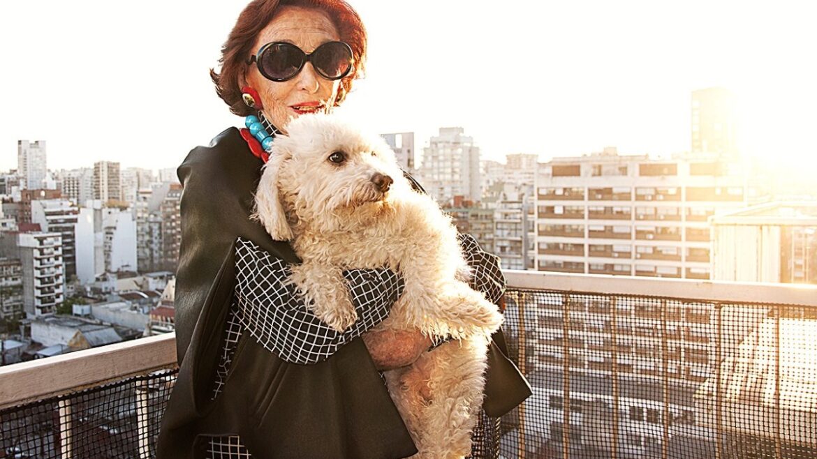 Ola de amor por los 100 de Hilda Bernard