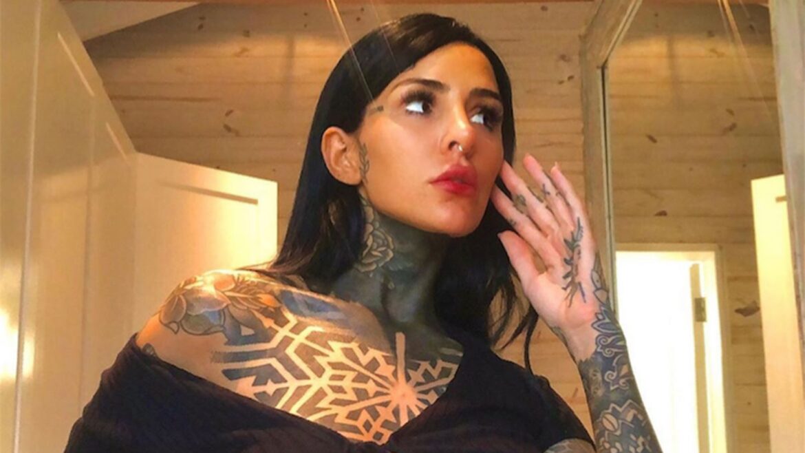 Acusan a la hija de Tinelli de dar cheques sin fondos