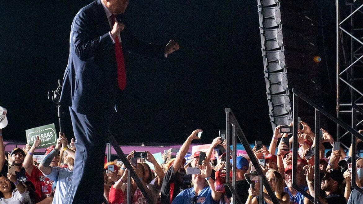 Trump impone un pasito antes del debate