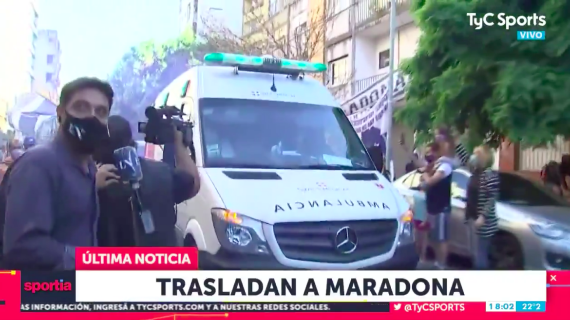 Caravana de fanáticos y mensaje de Evo Morales: así llegó Maradona a la clínica